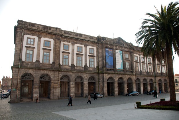 Edifício histórico da Universidade do Porto reestrutura rede de distribuição de energia