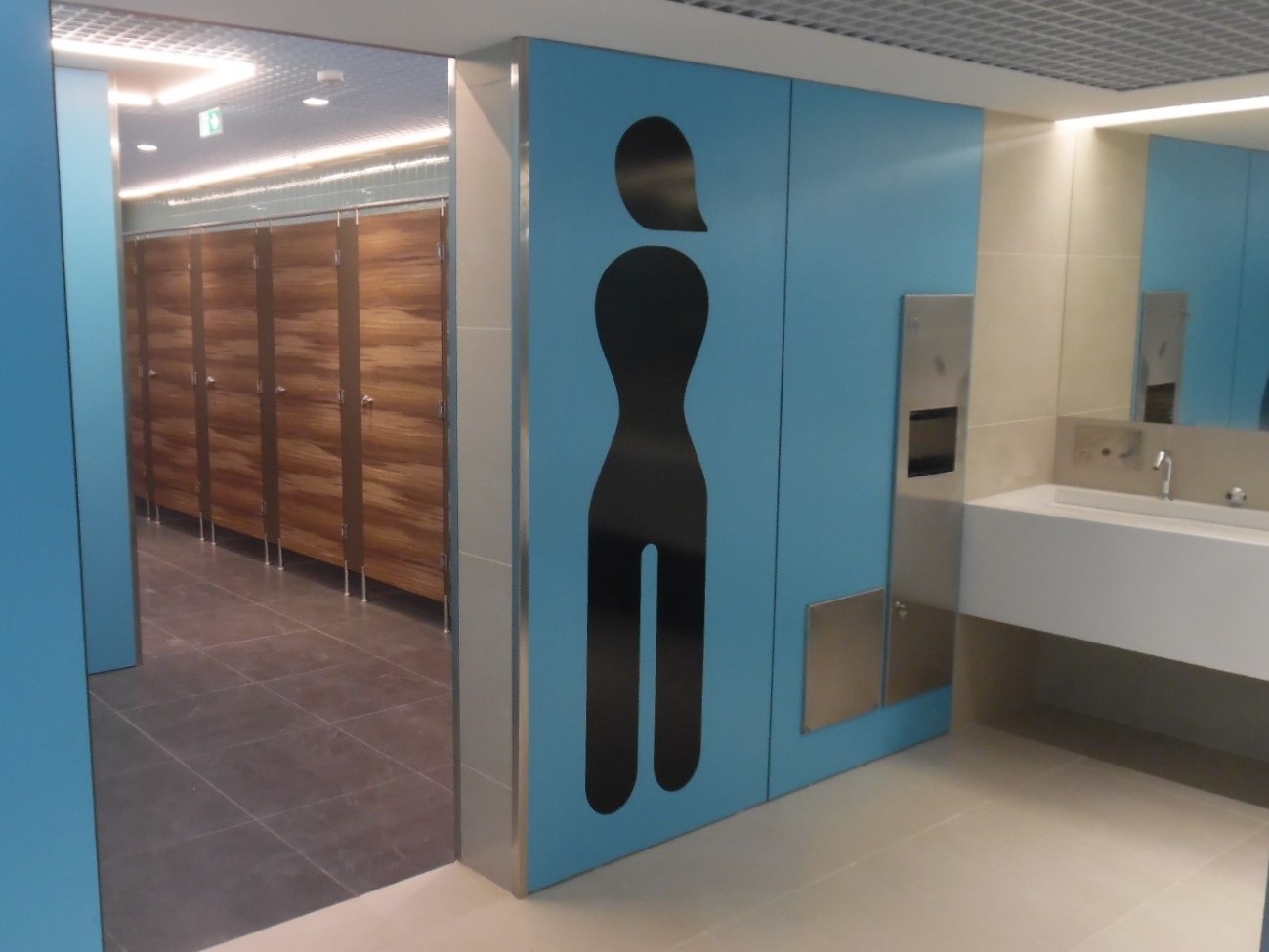 Ampliação e remodelação de Instalações Sanitárias no Aeroporto Sá Carneiro