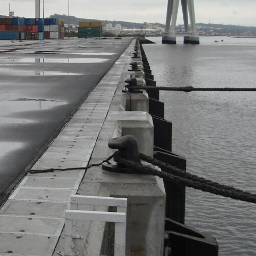 Extension of quay for grain unloading at Figueira da Foz Port