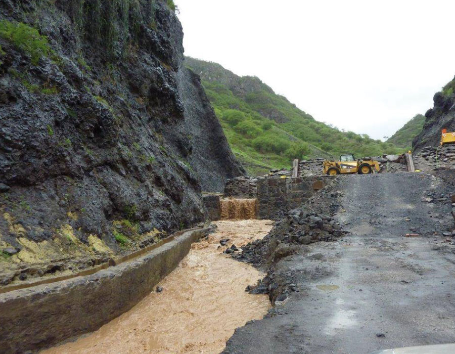 Dam and water supply network at Figueira Gorda, in Stª Cruz – Cape Verde