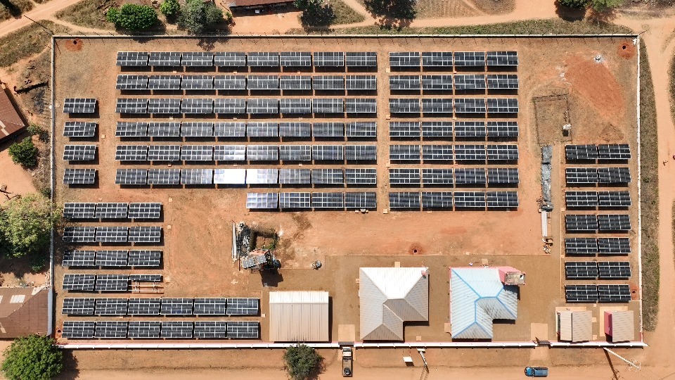 Inaugurada a Central Solar Fotovoltaica de Bolama, Guiné-Bissau